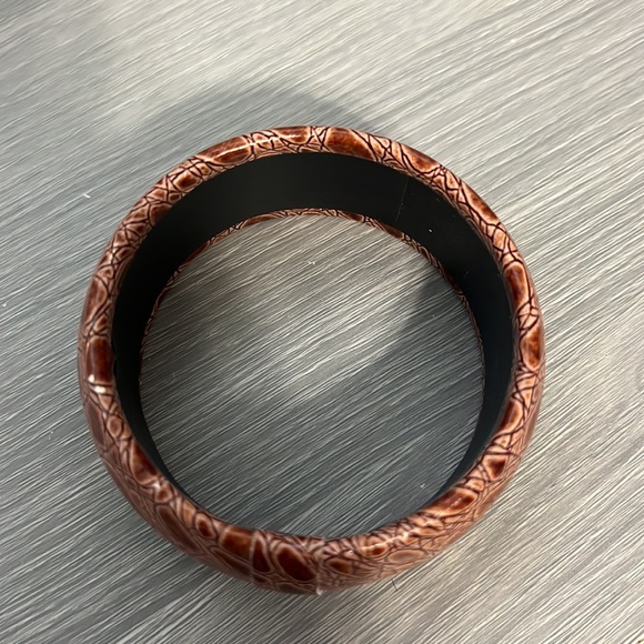 Vintage Brown Reptile Print Bangle Bracelet - Picture 8 of 9